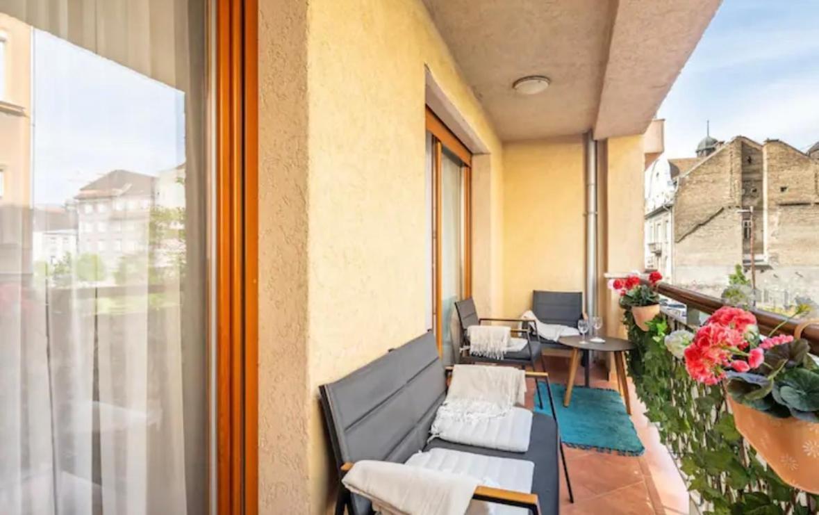 Aurora Apartman *
